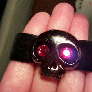 Skull Choker Necklace